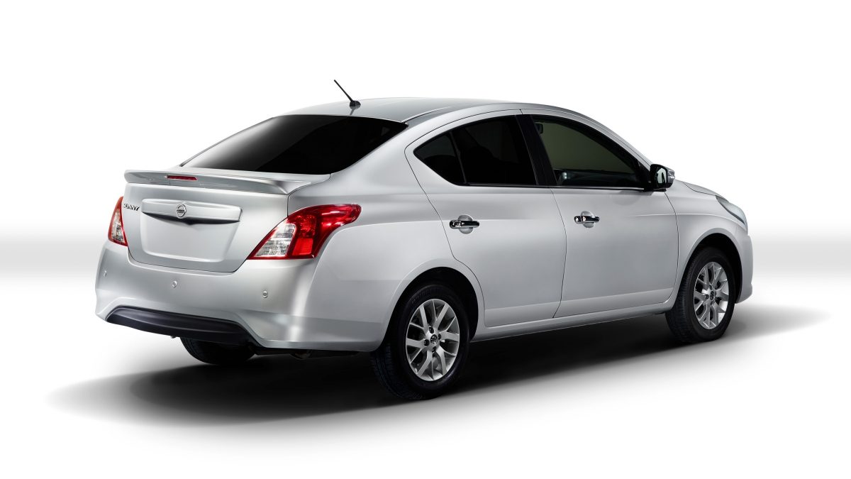 
								Nissan Sunny – 74665 full									
